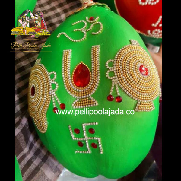 DECORATED COCONUT FOR WEDDING