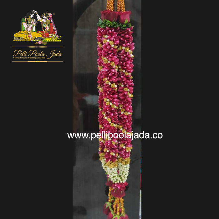 Pelli poola Jada - Got bored of same old Rose petal Garlands? Here