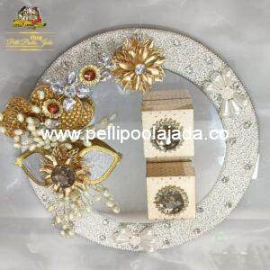 Engagement ring platter